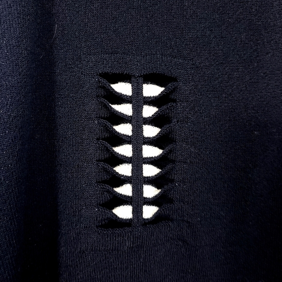 Escada 2 pc detailed tank black sweater set wool blend sz 40 like new condition - Picture 3 of 10